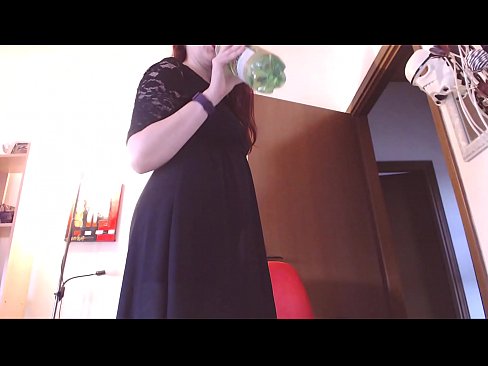 ❤️ Un esclau sotmès a qui li encanten les calces brutes i delicioses es veu obligat a masturbar-se després de veure aquest vídeo! ❤️❌ Fota a nosaltres ❌️❤